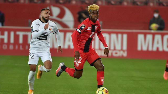  尼斯主场顽强逼平领头羊，彰显韧性