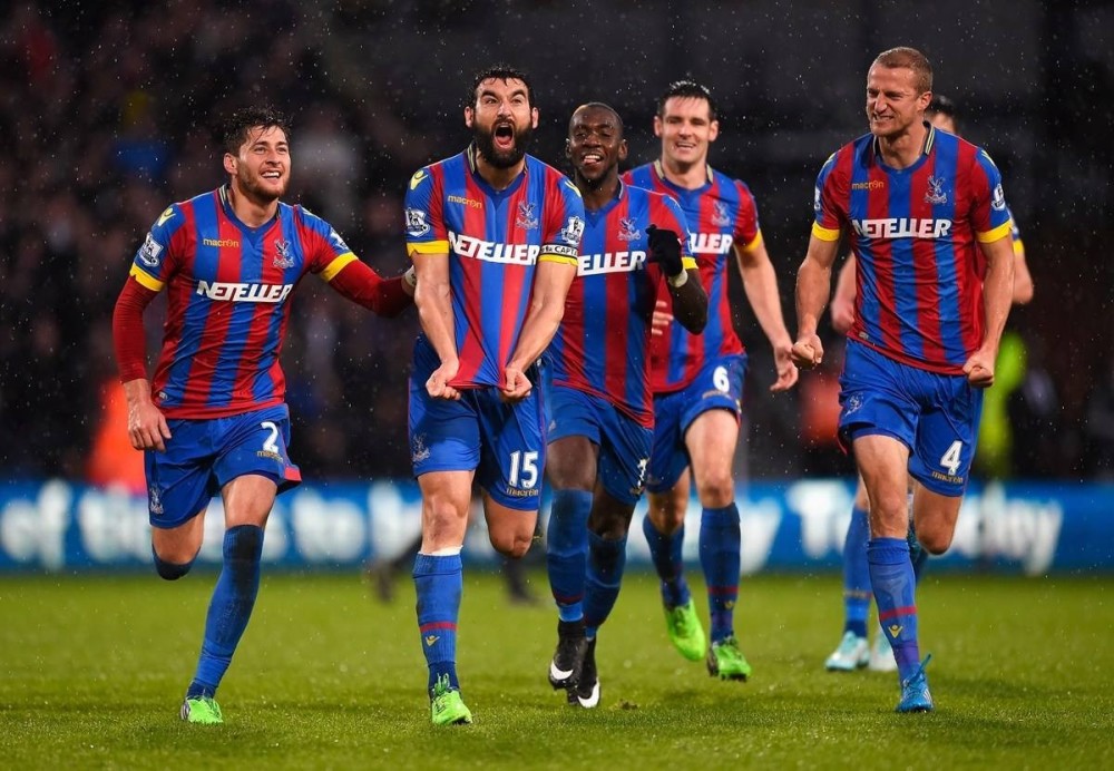  埃弗顿太妃糖主场沦陷不敌水晶宫攻势